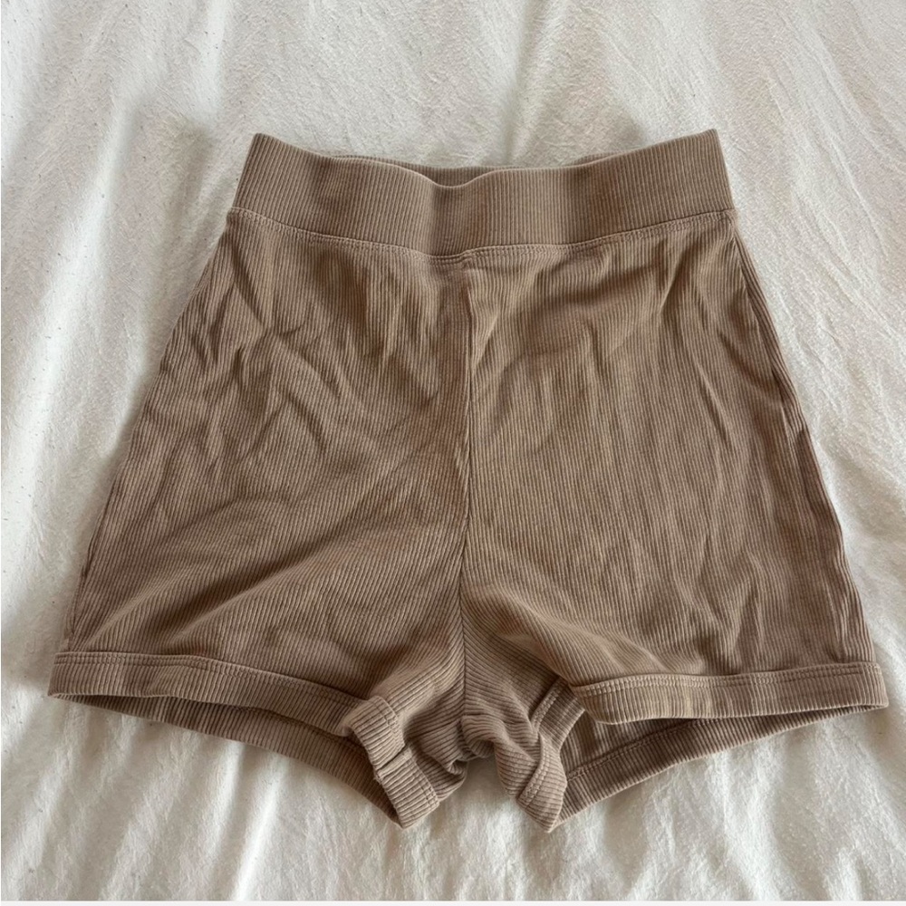 Zara Ribbed Beige Shorts